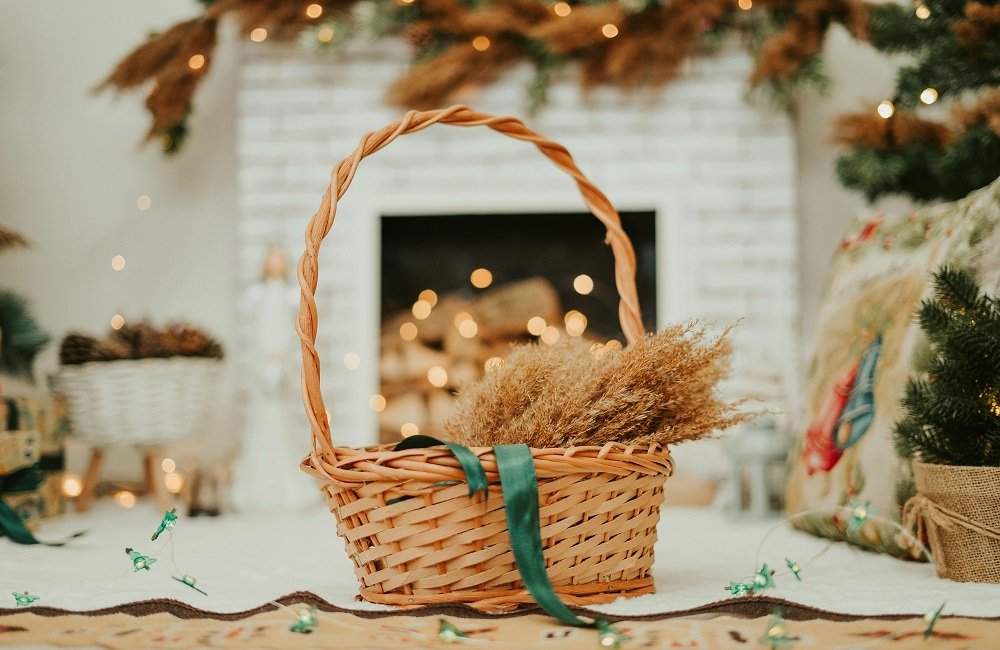 Neutral Christmas Decor Ideas